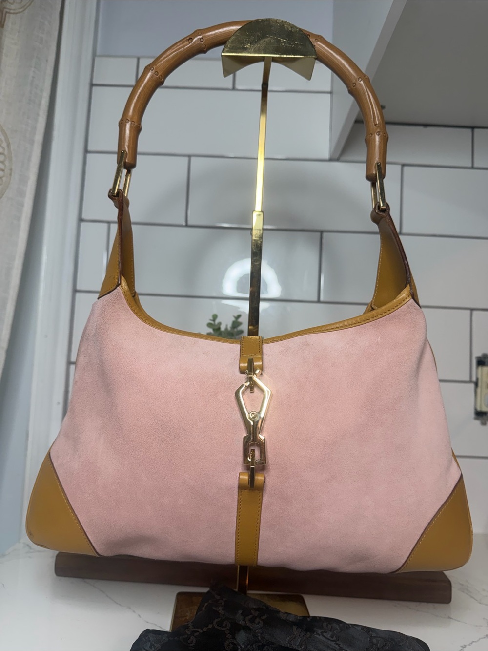 Authentic Gucci Jackie - Baby Pink Suede Leather- comes with dust bag